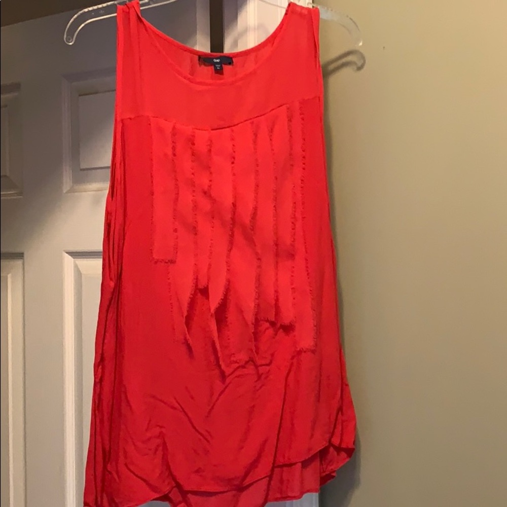 Gap red sleeveless shirt